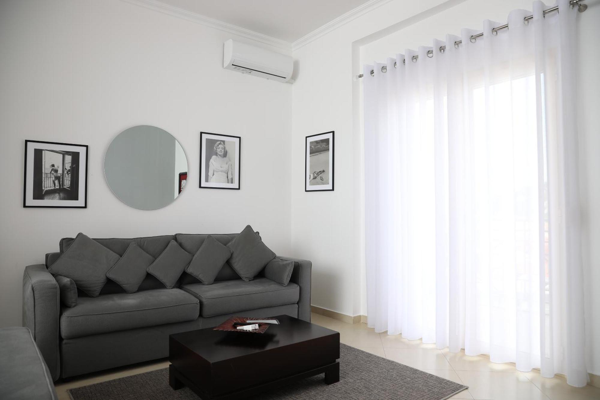 Square View Apartment Vlore Exterior photo